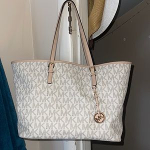 Michael Kors Tote